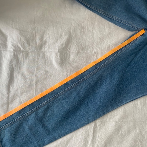 NWT Deadstock Vintage 1990s/2000s Levi’s 631 Slim Fit Mom Jean light wash - Picture 4 of 8